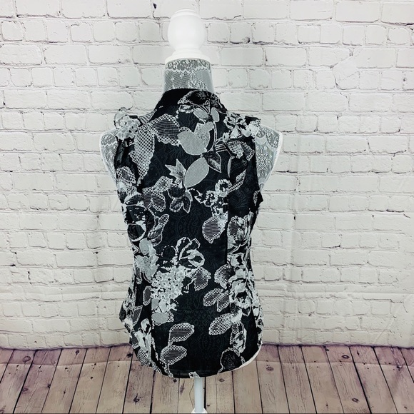 Express Design Studio Black and White blouse SZ S - Picture 4 of 5